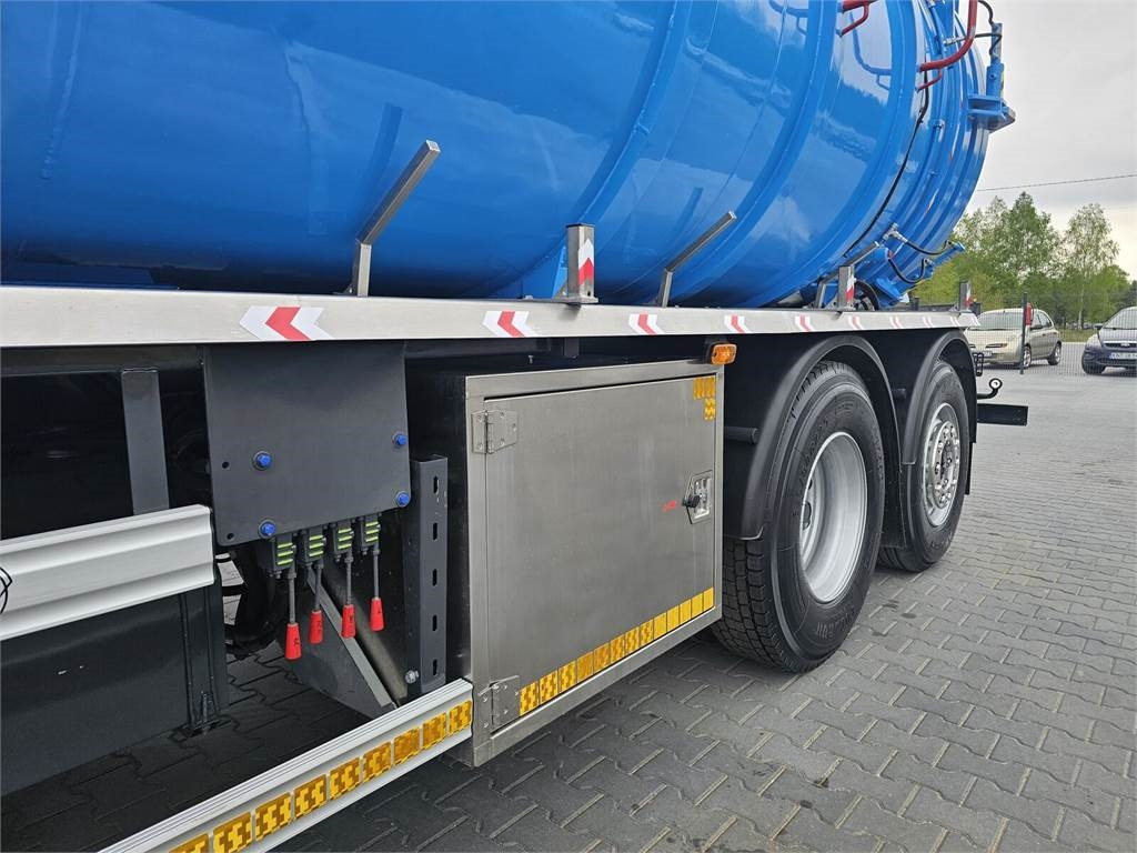 Utility/ Speciel maskine Scania Disab Centurion P210/8 Vacuum suction loader: billede 12