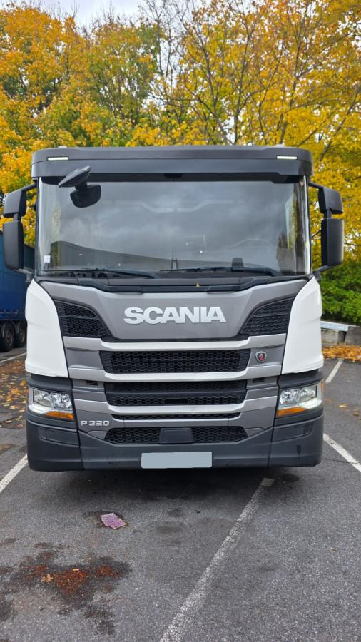 Scania P 320 - Kølevogn lastbil: billede 2 Scania P 320 - Kølevogn lastbil: billede 2