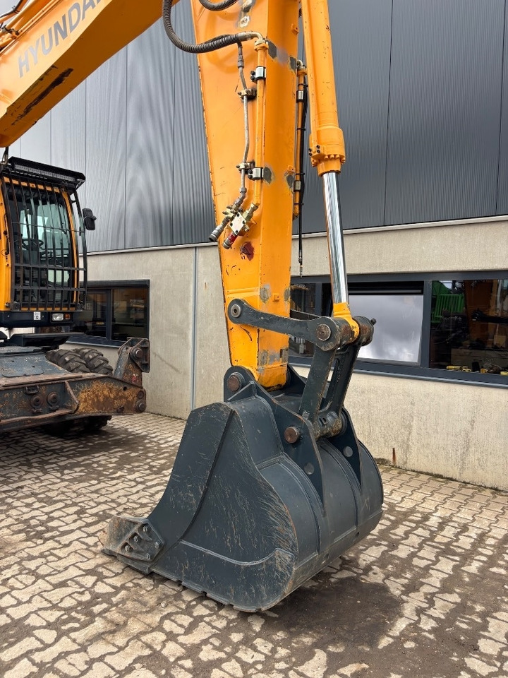 Hjulgravemaskine Hyundai Robex 210 W-9 A - 210 W - 200 W - 180 W: billede 11 Hjulgravemaskine Hyundai Robex 210 W-9 A - 210 W - 200 W - 180 W: billede 11