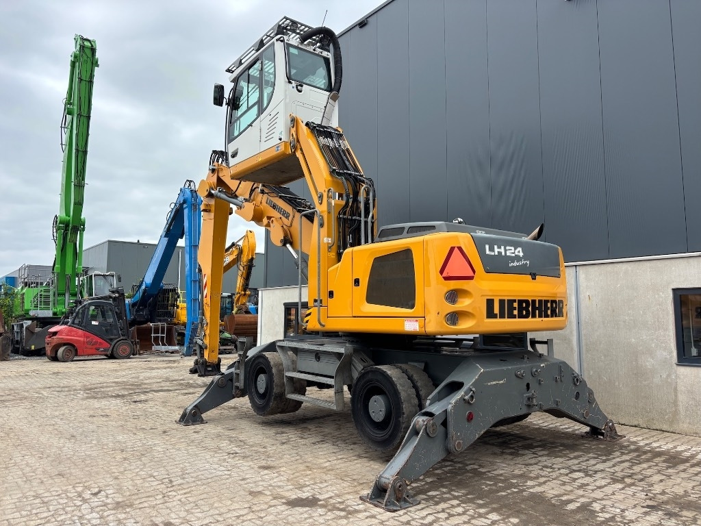 Liebherr LH 24 M - LH 24 - LH 22 / LH 26 - Materialhåndteringsmaskine: billede 3 Liebherr LH 24 M - LH 24 - LH 22 / LH 26 - Materialhåndteringsmaskine: billede 3