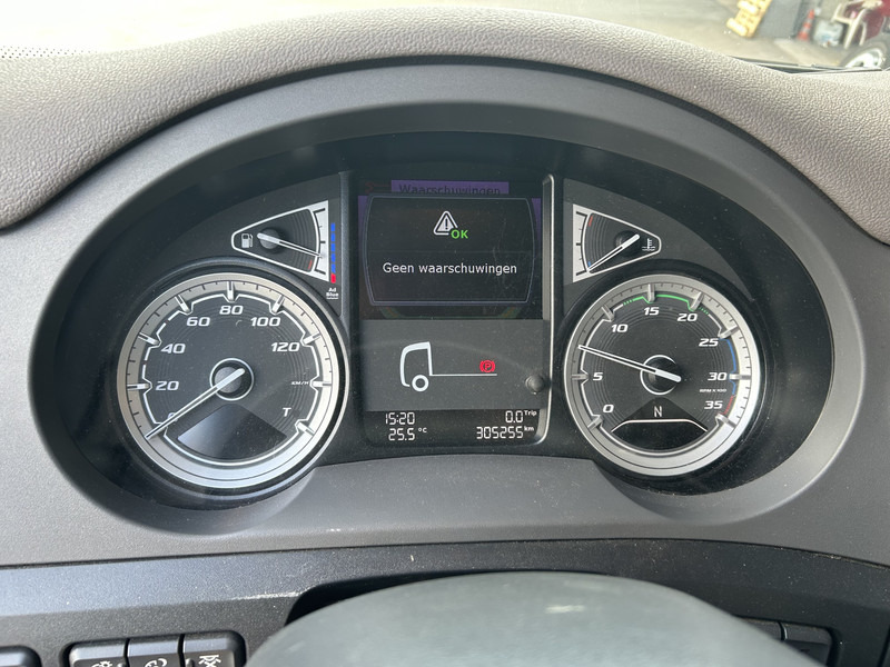 DAF CF 260 FA / Carrier Koeler - 30 gr / Chereau Frigobox / Laadklep 2000 kg - Kølevogn lastbil: billede 4 DAF CF 260 FA / Carrier Koeler - 30 gr / Chereau Frigobox / Laadklep 2000 kg - Kølevogn lastbil: billede 4