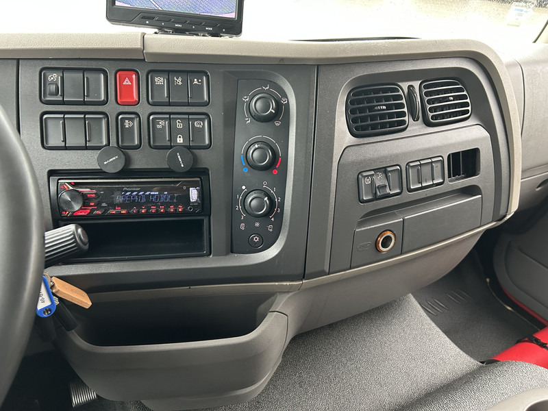 DAF LF 210 FA / 12 Ton / 450 dkm / Tacho V2 / Box / Laadklep / APK TUV 09-26 - Lastbil varevogn: billede 5 DAF LF 210 FA / 12 Ton / 450 dkm / Tacho V2 / Box / Laadklep / APK TUV 09-26 - Lastbil varevogn: billede 5