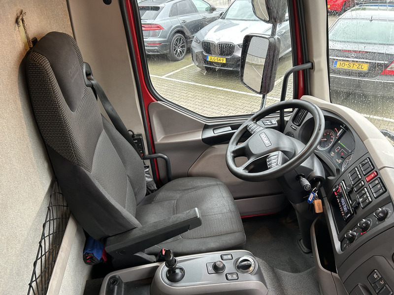 DAF LF 210 FA / 12 Ton / 450 dkm / Tacho V2 / Box / Laadklep / APK TUV 09-26 - Lastbil varevogn: billede 3 DAF LF 210 FA / 12 Ton / 450 dkm / Tacho V2 / Box / Laadklep / APK TUV 09-26 - Lastbil varevogn: billede 3