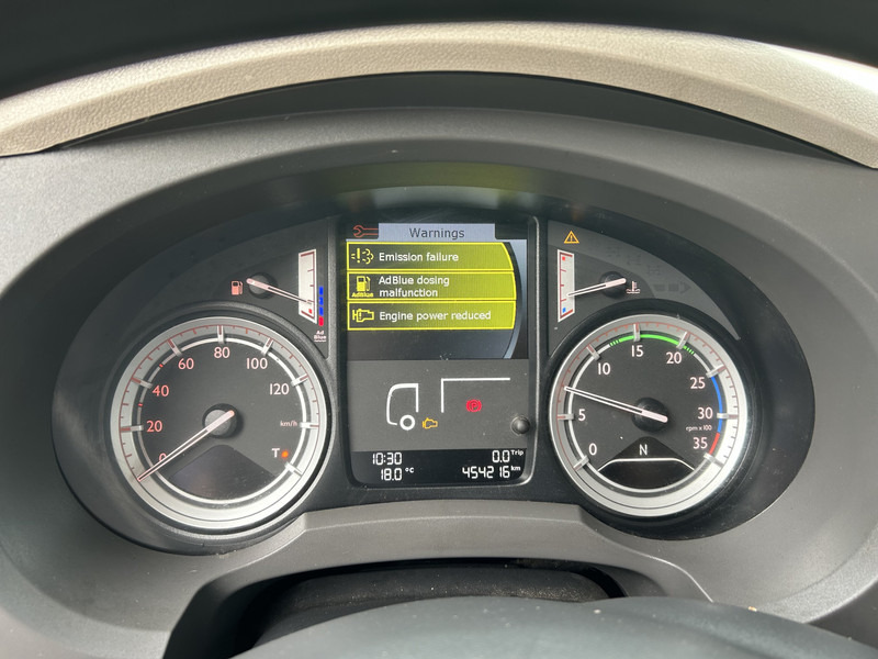 DAF LF 210 FA / 12 Ton / 454 dkm / Pritsch-Plane / LBW / NL Truck - Lastbil med presenning: billede 4 DAF LF 210 FA / 12 Ton / 454 dkm / Pritsch-Plane / LBW / NL Truck - Lastbil med presenning: billede 4