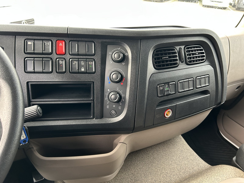 DAF XB 290 FA / 16 Ton / Nieuwe Tacho V2 / Box / Laadklep / APK 12-26 - Lastbil varevogn: billede 5 DAF XB 290 FA / 16 Ton / Nieuwe Tacho V2 / Box / Laadklep / APK 12-26 - Lastbil varevogn: billede 5