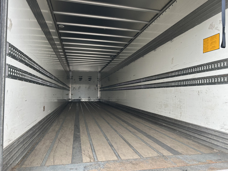 Fruehauf FSR MD4 / Box / Loadlift 2000 kg / Lift axle / APK TUV 12-26 - Varevogn sættevogn: billede 3 Fruehauf FSR MD4 / Box / Loadlift 2000 kg / Lift axle / APK TUV 12-26 - Varevogn sættevogn: billede 3