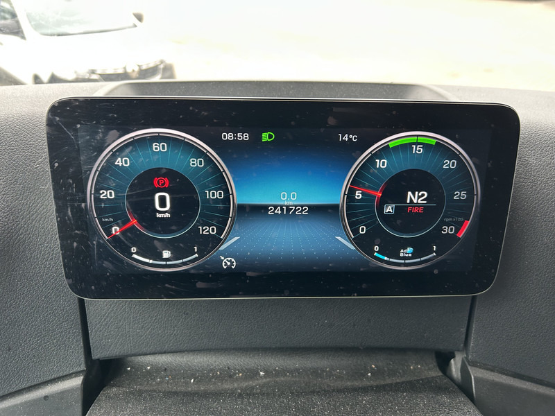 Mercedes-Benz Actros 2124 / Carrier Koeler -30 gr / Cheraeu / Laadklep / APK 11-26 - Kølevogn lastbil: billede 4 Mercedes-Benz Actros 2124 / Carrier Koeler -30 gr / Cheraeu / Laadklep / APK 11-26 - Kølevogn lastbil: billede 4