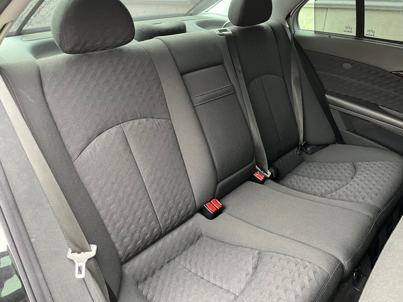 Mercedes-Benz E-Klasse / Limousine / 240 Avantgarde / 4-Matic / 8-pers / APK/TUV 09-2026 / - Sedan: billede 4 Mercedes-Benz E-Klasse / Limousine / 240 Avantgarde / 4-Matic / 8-pers / APK/TUV 09-2026 / - Sedan: billede 4
