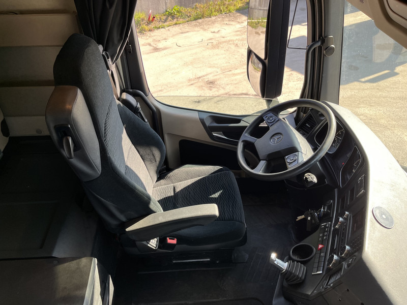 Mercedes-Benz Actros 1842 StreamSpace / 939 dkm / 2 Tanks / NL Truck - Trækker: billede 3 Mercedes-Benz Actros 1842 StreamSpace / 939 dkm / 2 Tanks / NL Truck - Trækker: billede 3