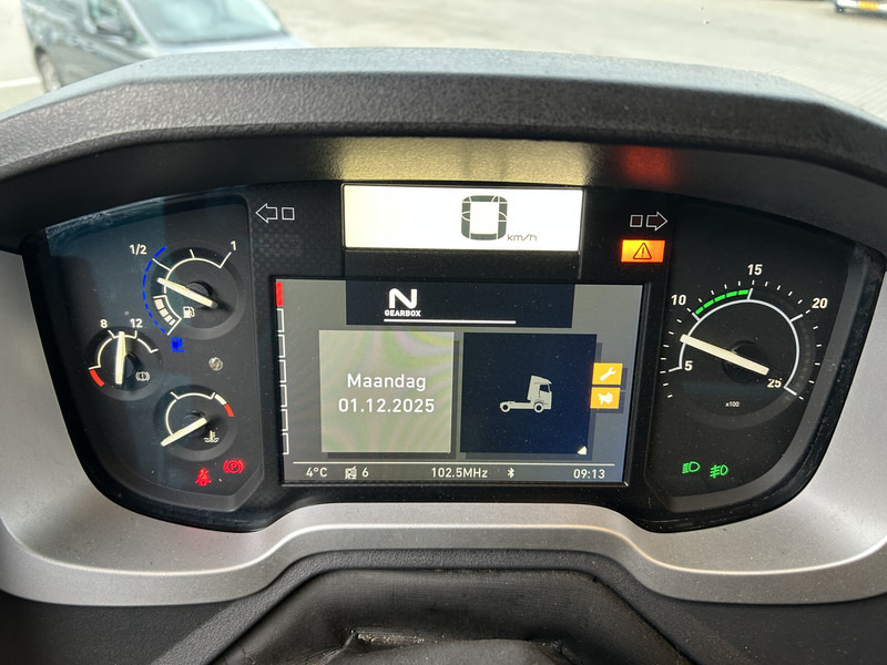 Renault T 460 / Sleeper Cab / 889 dkm / 2 Tanks / APK TUV 11-26 - Trækker: billede 4 Renault T 460 / Sleeper Cab / 889 dkm / 2 Tanks / APK TUV 11-26 - Trækker: billede 4