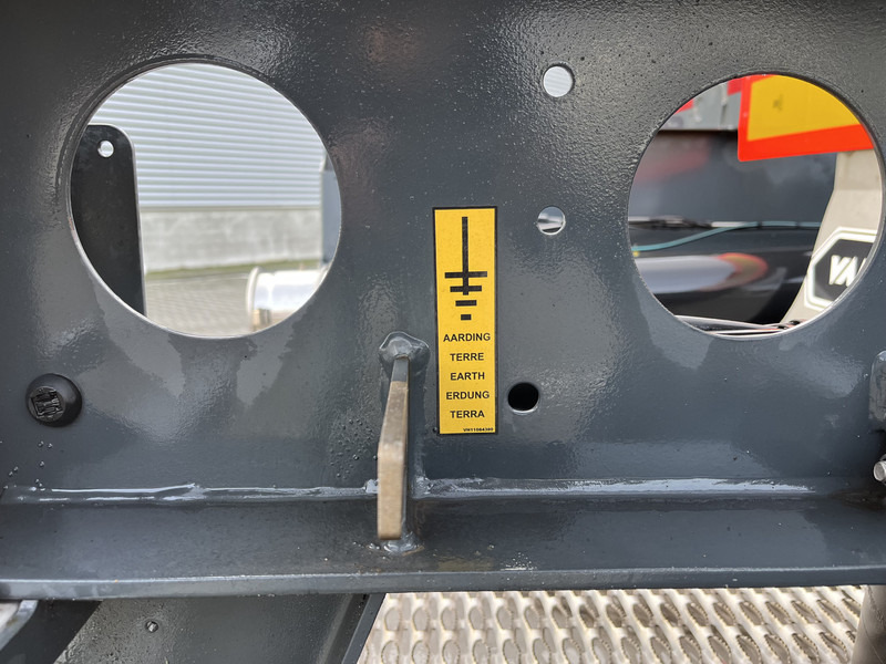 Van Hool A3C002 / ADR / 3x SAF / 20 FT Container / TE HUUR - Containerbil/ Veksellad sættevogn: billede 5 Van Hool A3C002 / ADR / 3x SAF / 20 FT Container / TE HUUR - Containerbil/ Veksellad sættevogn: billede 5