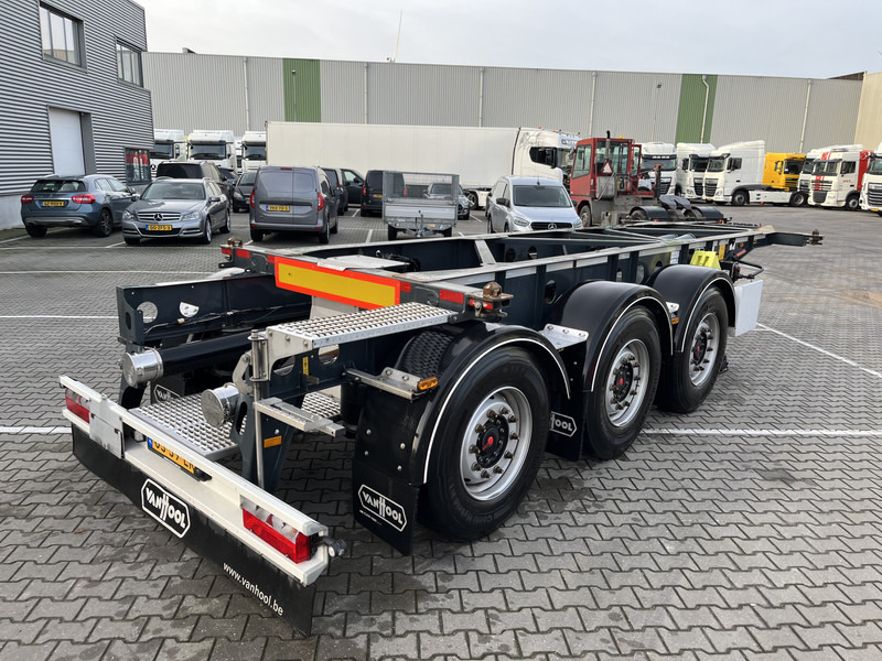 Van Hool A3C002 / ADR / 3x SAF / 20 FT Container / TE HUUR - Containerbil/ Veksellad sættevogn: billede 2 Van Hool A3C002 / ADR / 3x SAF / 20 FT Container / TE HUUR - Containerbil/ Veksellad sættevogn: billede 2