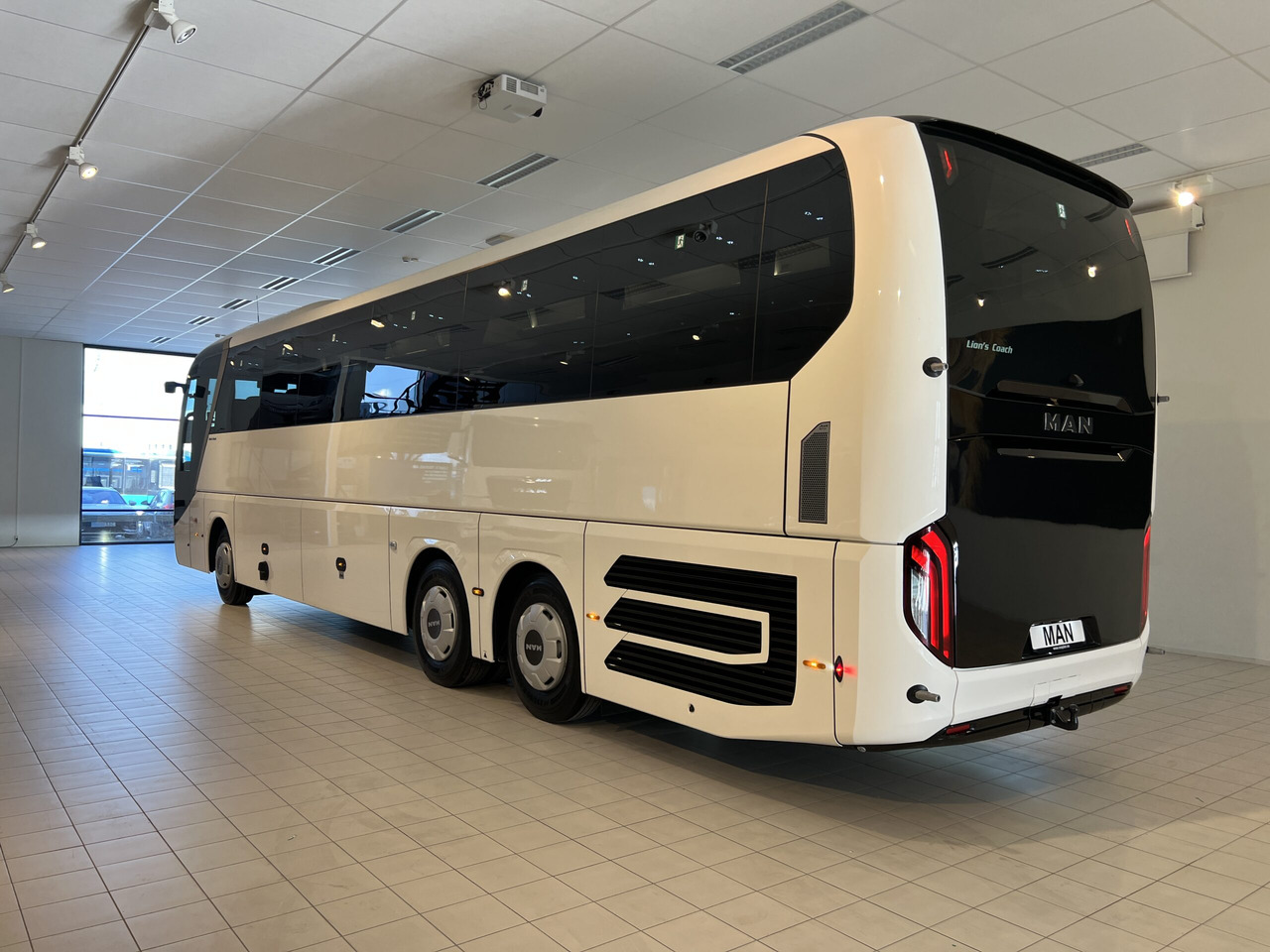 MAN Lions Coach R09 Euro 6E (Dark Edition) - Turistbus: billede 5 MAN Lions Coach R09 Euro 6E (Dark Edition) - Turistbus: billede 5