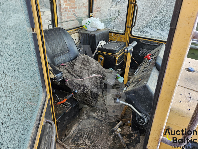 DT-75 - Bæltetraktor: billede 5 DT-75 - Bæltetraktor: billede 5