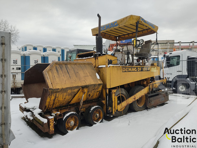Demag DF 120 P - Asfaltudlægger: billede 2 Demag DF 120 P - Asfaltudlægger: billede 2