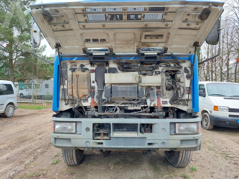 Iveco 180E18 - Lastbil med lad, Lastbil med kran: billede 5 Iveco 180E18 - Lastbil med lad, Lastbil med kran: billede 5
