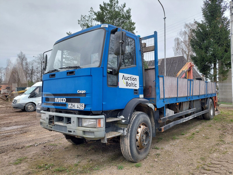 Iveco 180E18 - Lastbil med lad, Lastbil med kran: billede 2 Iveco 180E18 - Lastbil med lad, Lastbil med kran: billede 2