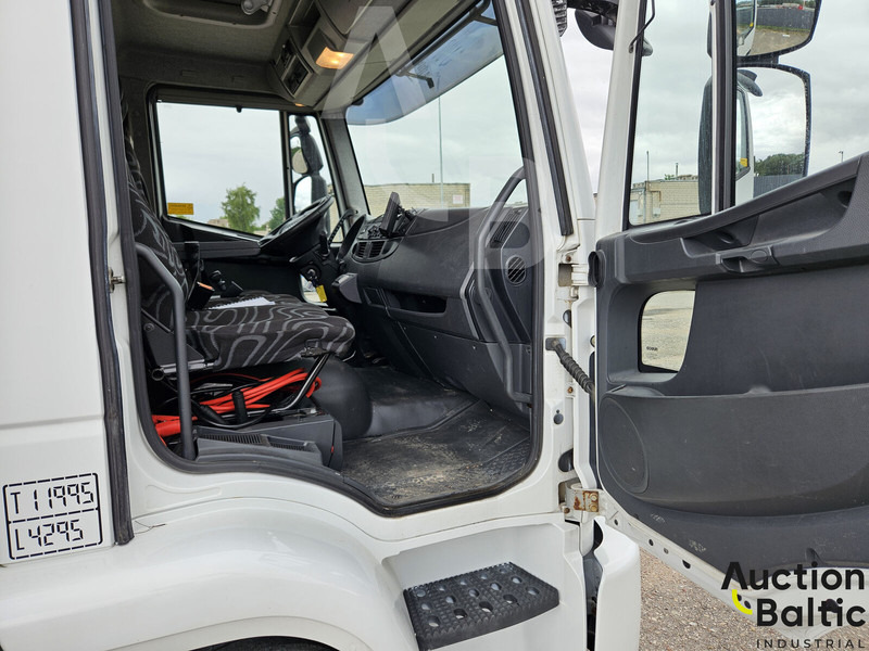 Iveco Euro Cargo 120E 25 - Kølevogn lastbil: billede 5 Iveco Euro Cargo 120E 25 - Kølevogn lastbil: billede 5