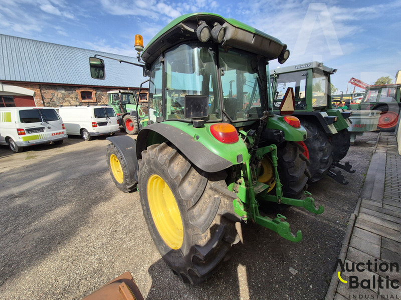 John Deere 5820 - Traktor: billede 4 John Deere 5820 - Traktor: billede 4