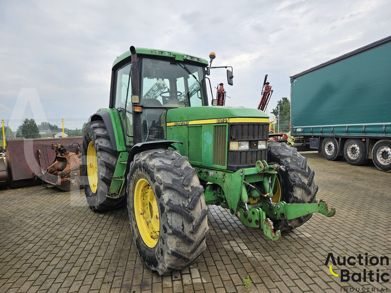 John Deere 6810 - Traktor: billede 2 John Deere 6810 - Traktor: billede 2