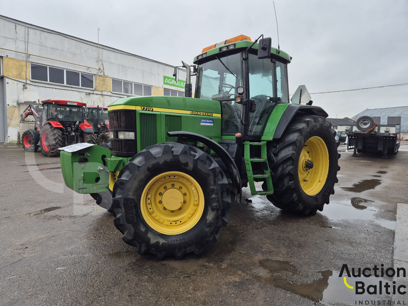 John Deere 7710 - Traktor: billede 2 John Deere 7710 - Traktor: billede 2