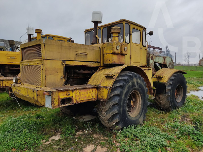 KIROVETS K 701 - Traktor: billede 1 KIROVETS K 701 - Traktor: billede 1