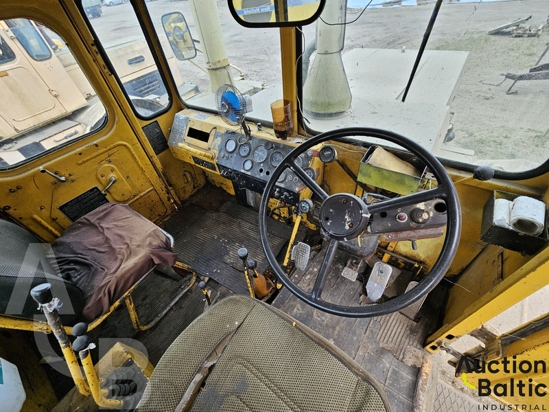Traktor Kirovec K-701: billede 8