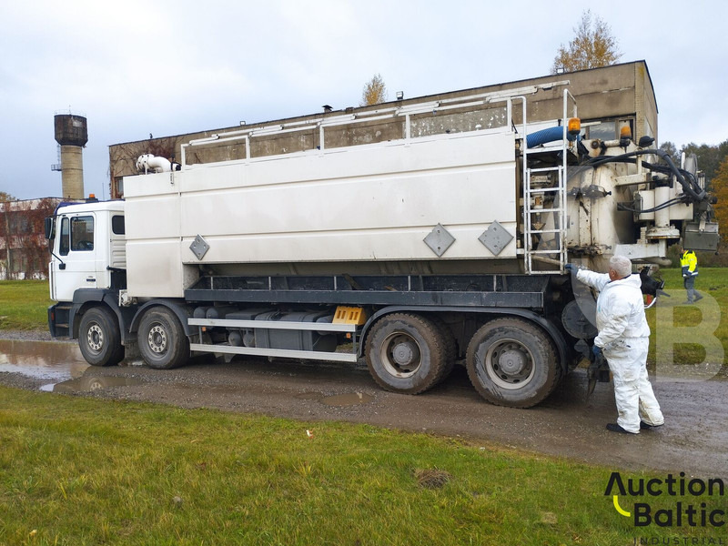 MAN T 46 - Slamsugemaskine: billede 3 MAN T 46 - Slamsugemaskine: billede 3