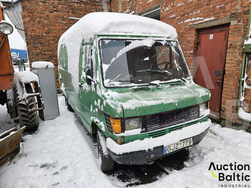 Mercedes-Benz 207D - Små varebil: billede 2 Mercedes-Benz 207D - Små varebil: billede 2