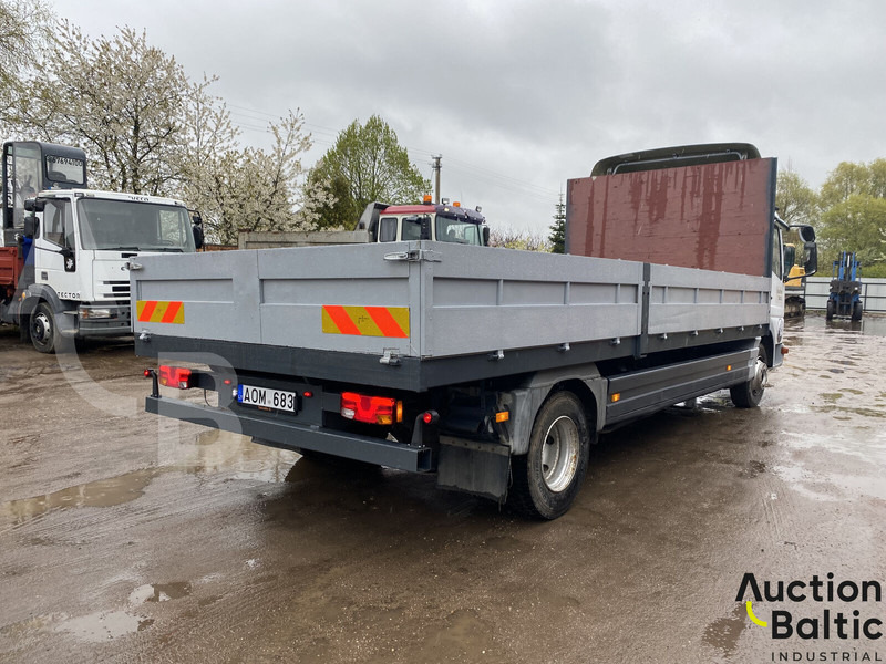 Mercedes-Benz 815 - Lastbil med lad: billede 4 Mercedes-Benz 815 - Lastbil med lad: billede 4