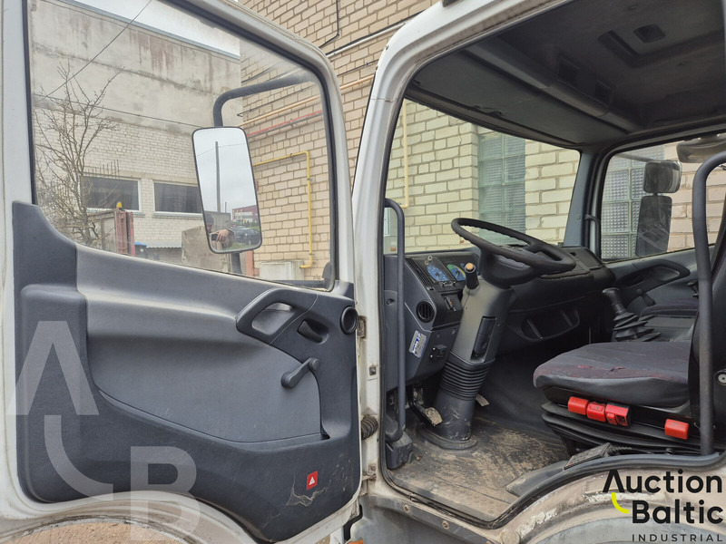 Mercedes-Benz 817 L - Lastbil med presenning: billede 4 Mercedes-Benz 817 L - Lastbil med presenning: billede 4