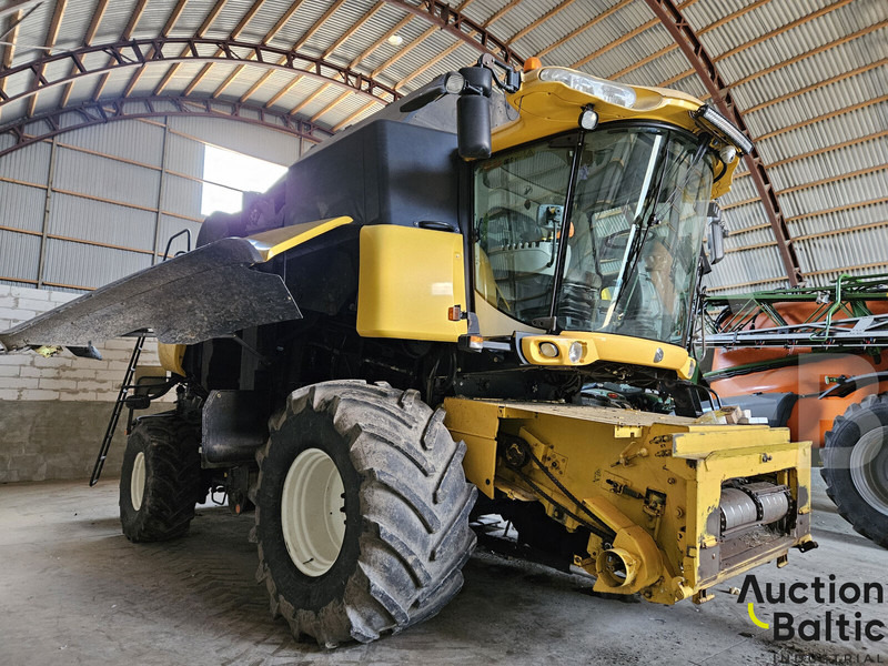 New Holland CR 9080 - Mejetærsker: billede 2 New Holland CR 9080 - Mejetærsker: billede 2