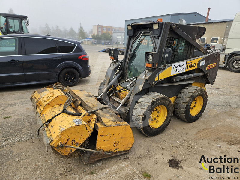 New Holland LS 160 - Skridstyret minilæsser: billede 4 New Holland LS 160 - Skridstyret minilæsser: billede 4