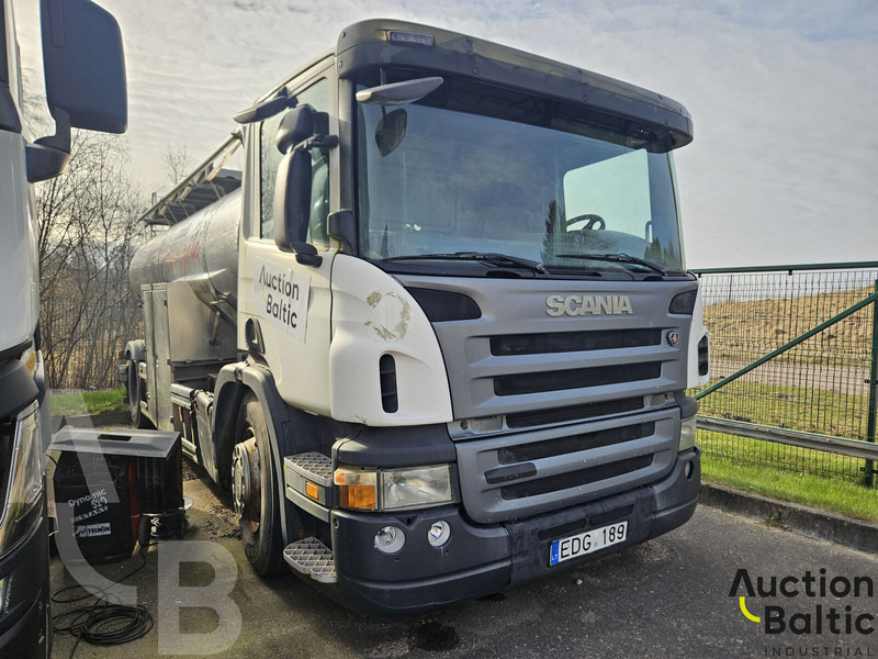 Scania P 230 - Tankbil: billede 2 Scania P 230 - Tankbil: billede 2