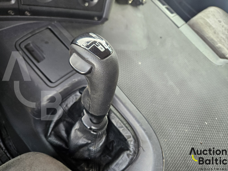 Biltransportør lastbil Scania P 420: billede 8