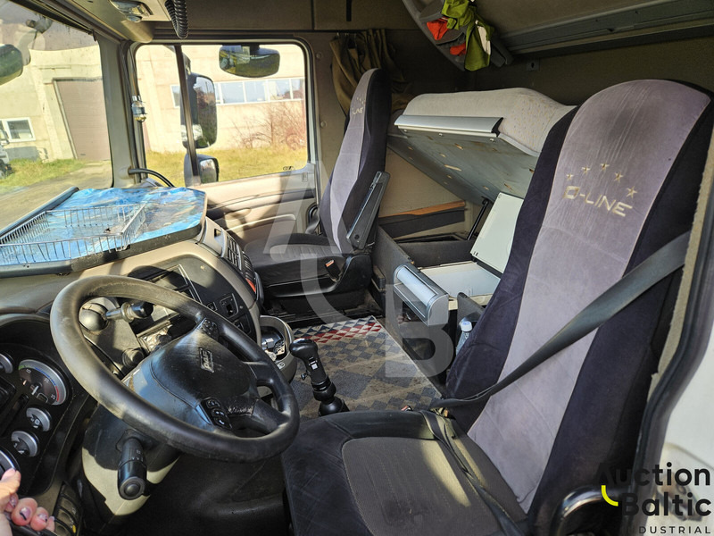 DAF FT XF105.460 - Trækker: billede 5 DAF FT XF105.460 - Trækker: billede 5
