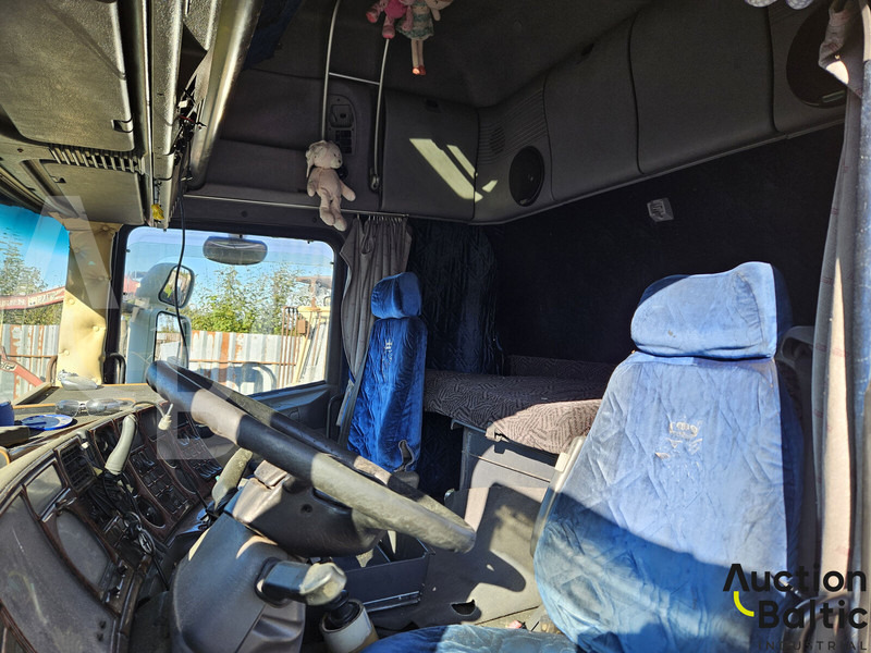 Scania R 114 LA - Trækker: billede 5 Scania R 114 LA - Trækker: billede 5