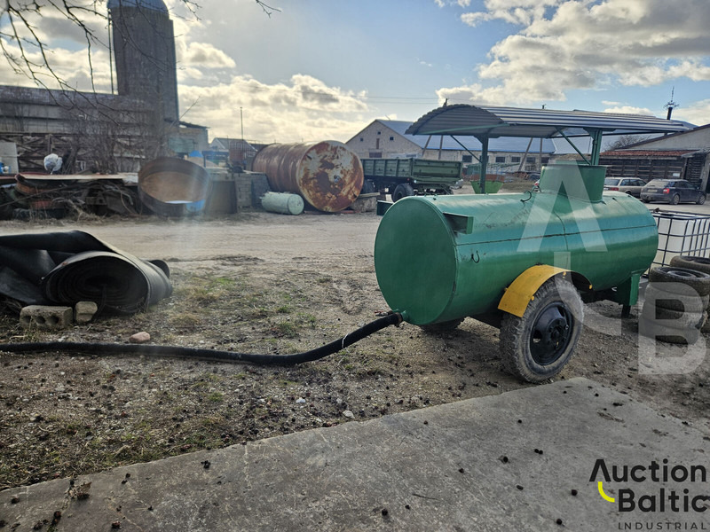 Trailer with tank - Tankanhænger: billede 2 Trailer with tank - Tankanhænger: billede 2