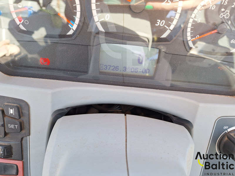 Valtra T 194 A - Traktor: billede 5 Valtra T 194 A - Traktor: billede 5