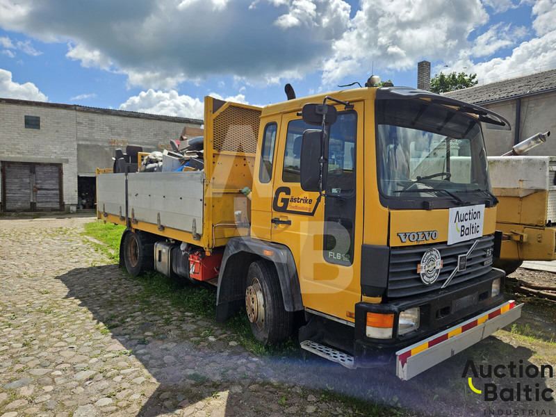 Volvo FL612 - Lastbil med lad: billede 2 Volvo FL612 - Lastbil med lad: billede 2