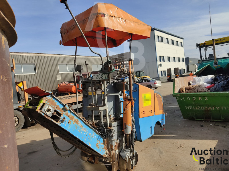 Wirtgen W35DC - Asfaltudlægningmaskine: billede 4 Wirtgen W35DC - Asfaltudlægningmaskine: billede 4