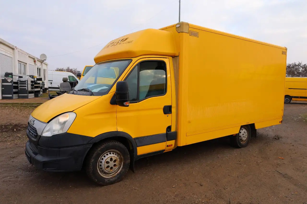Iveco Daily/ Regalsystem/Luftfeder/1. Hand - Varebil med kasse: billede 2 Iveco Daily/ Regalsystem/Luftfeder/1. Hand - Varebil med kasse: billede 2
