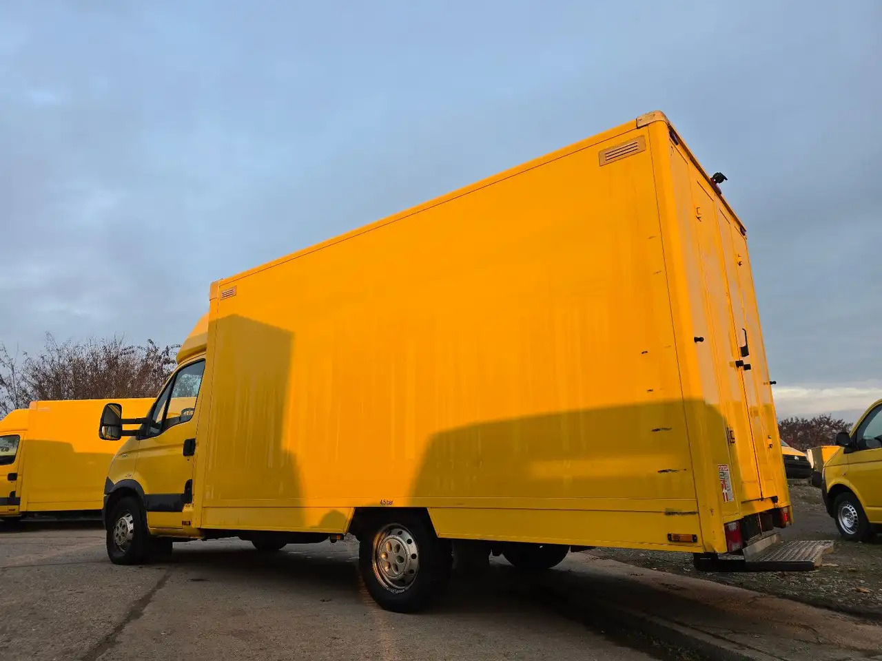 Iveco Daily/ Regalsystem/Luftfeder/1. Hand - Varebil med kasse: billede 4 Iveco Daily/ Regalsystem/Luftfeder/1. Hand - Varebil med kasse: billede 4