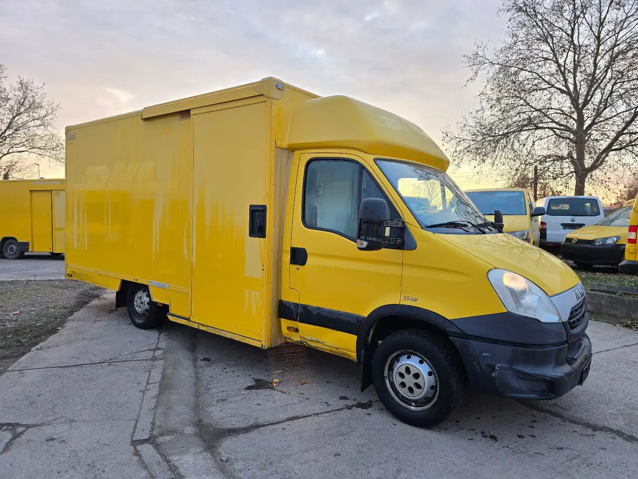Iveco Daily/ Regalsystem/Luftfeder/1. Hand - Varebil med kasse: billede 2 Iveco Daily/ Regalsystem/Luftfeder/1. Hand - Varebil med kasse: billede 2