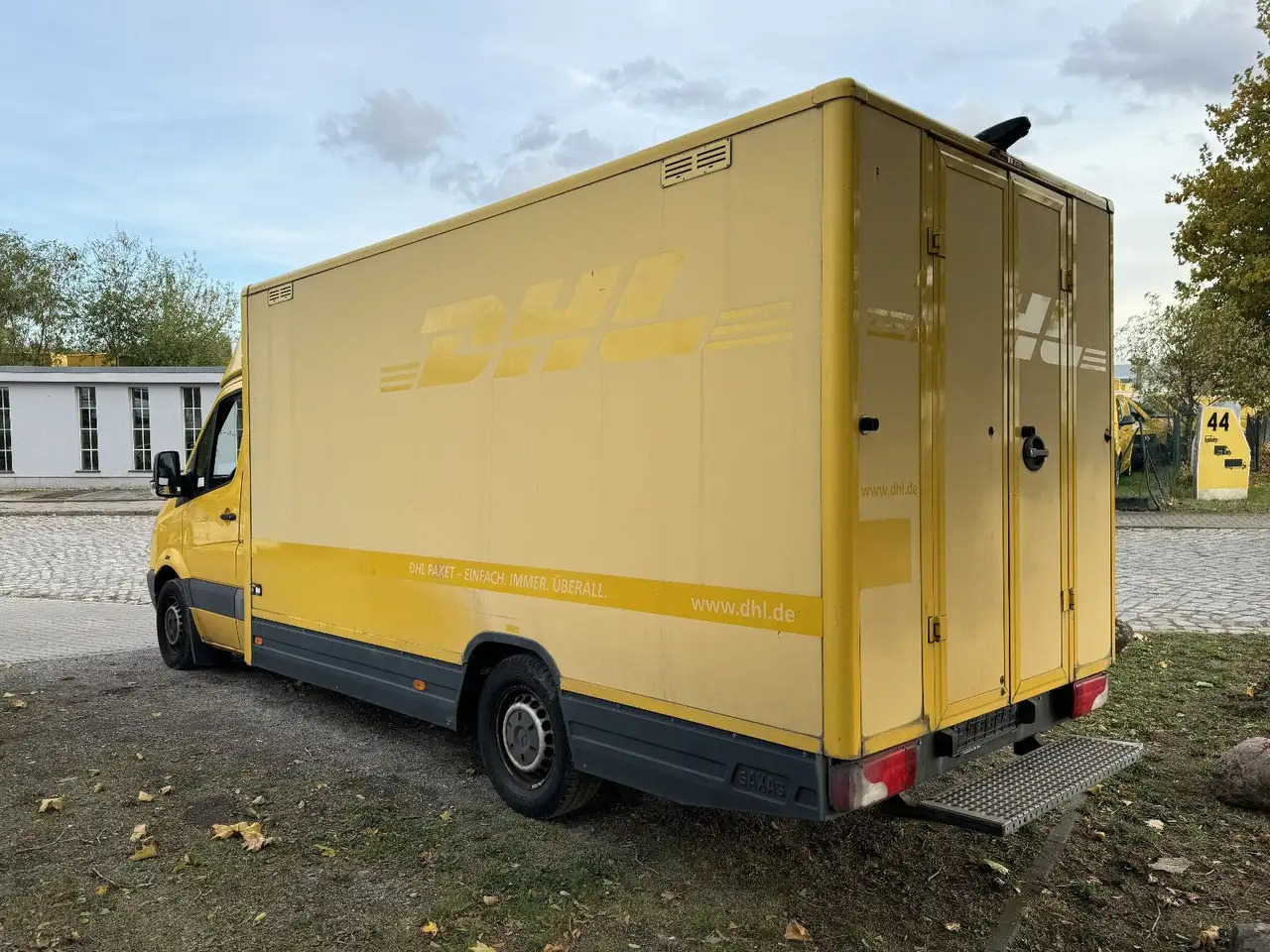 Mercedes-Benz Sprinter II Pritsche/ Koffer/Regalsystem - Varebil med kasse: billede 3 Mercedes-Benz Sprinter II Pritsche/ Koffer/Regalsystem - Varebil med kasse: billede 3