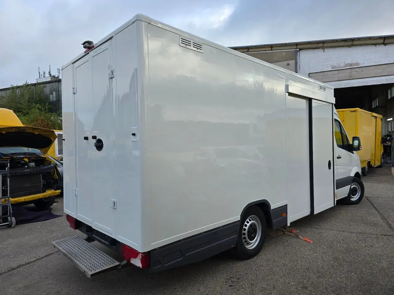 Mercedes-Benz Sprinter/Koffer/Regalsystem/ EU5/ 1. Hand - Varebil med kasse: billede 3 Mercedes-Benz Sprinter/Koffer/Regalsystem/ EU5/ 1. Hand - Varebil med kasse: billede 3