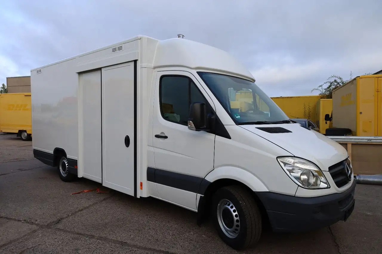 Mercedes-Benz Sprinter/Koffer/Regalsystem/ EU5/ 1. Hand - Varebil med kasse: billede 1 Mercedes-Benz Sprinter/Koffer/Regalsystem/ EU5/ 1. Hand - Varebil med kasse: billede 1