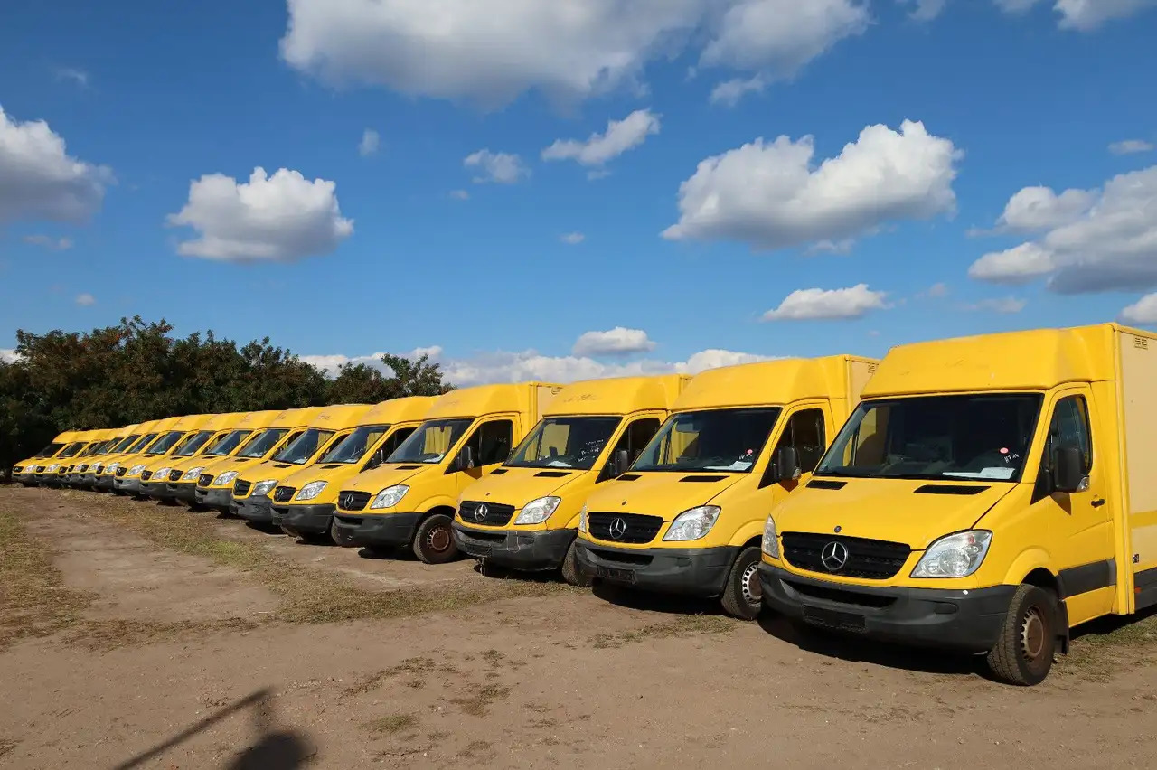 Mercedes-Benz Sprinter/Koffer/Regalsystem/ EU5/ 1. Hand - Varebil med kasse: billede 1 Mercedes-Benz Sprinter/Koffer/Regalsystem/ EU5/ 1. Hand - Varebil med kasse: billede 1