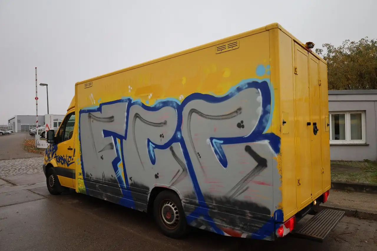 Mercedes-Benz Sprinter/ Koffer/Regalsystem - Varebil med kasse: billede 3 Mercedes-Benz Sprinter/ Koffer/Regalsystem - Varebil med kasse: billede 3