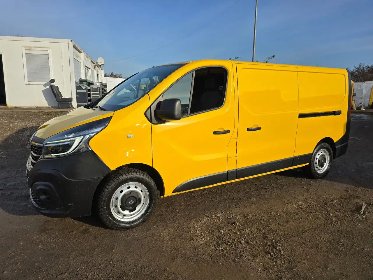 Renault Trafic Kasten L2H1 3,0t Komfort - Varevogn: billede 1 Renault Trafic Kasten L2H1 3,0t Komfort - Varevogn: billede 1